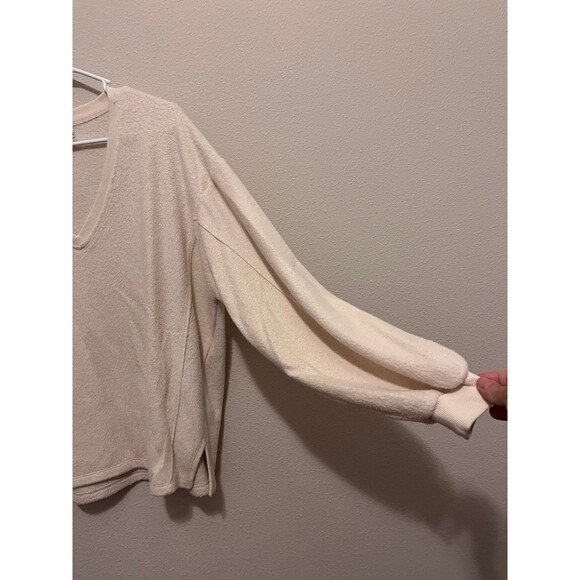 Urban Outfitters V-Neck Sweater - Picture 3 of 5